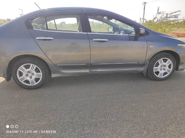 https://images10.gaadi.com/usedcar_image/3543418/original/processed_ec58c19e-51b0-4226-90ed-b55103f1fccd.jpg?imwidth=6401