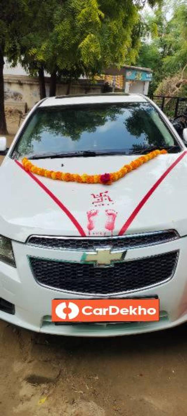 https://images10.gaadi.com/usedcar_image/3543830/original/processed_a0373755-593d-4d05-8351-aa1d7081b687.jpg?imwidth=6400