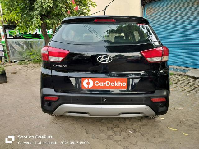 https://images10.gaadi.com/usedcar_image/3544057/original/processed_6a710b0d-58aa-4ef5-a673-251d62616749-used_car_2846724_1692438083.jpg?imwidth=6402