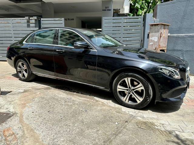https://images10.gaadi.com/usedcar_image/3544267/original/processed_d115e53f-ebff-42f6-98fd-7a14e0bd6069-used_car_2846907_1692445009.jpg?imwidth=6400
