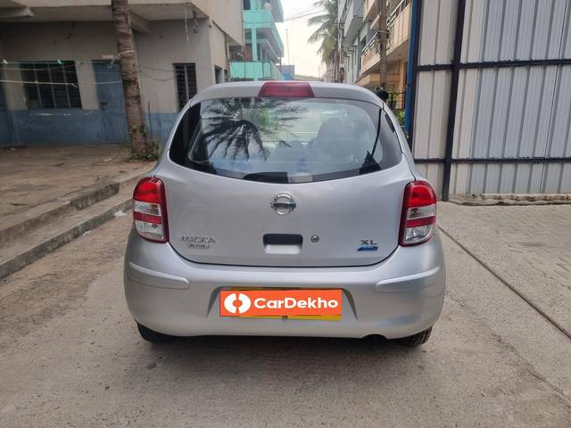 https://images10.gaadi.com/usedcar_image/3544857/original/processed_7995f47e-0074-41e4-9ca8-f8cb36290e1e-used_car_2847303_1692516688.jpg?imwidth=6402