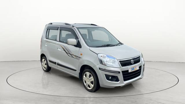 https://images10.gaadi.com/usedcar_image/3546479/original/a0dea3cc-ae2b-4ce4-b736-5b48b29bed6e-12418414762-93fce085b1ac4f8cba7cadd35c267fb5-Exterior-7.jpg?imwidth=6400