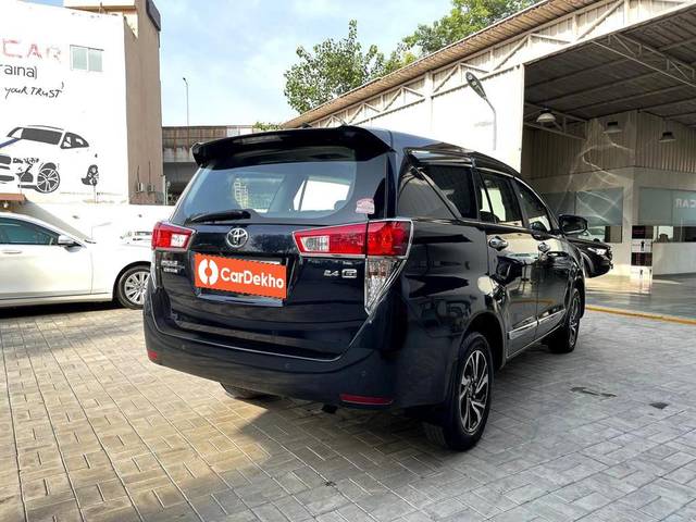 https://images10.gaadi.com/usedcar_image/3547324/original/processed_usedcar_2_5__10151692693245_1692693315.jpeg?imwidth=6401