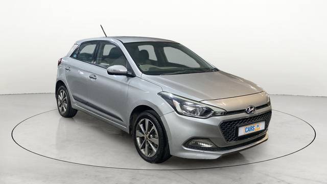 https://images10.gaadi.com/usedcar_image/3548386/original/12920611749-db66e884d8624ad193fb79c2e1c92fb6-Exterior-7.jpg?imwidth=6400
