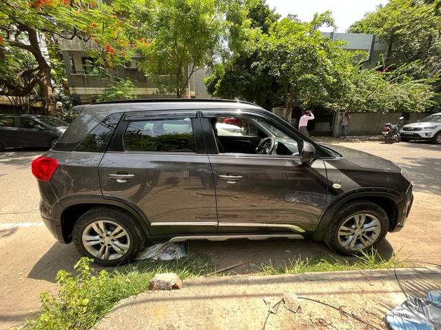 https://images10.gaadi.com/usedcar_image/3548455/original/17bed0f5-da5d-48d3-b226-ae24be2bc0c0-used_car_2850161_1692774293.jpg?imwidth=6401