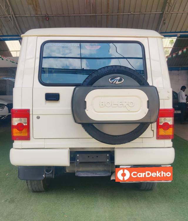 https://images10.gaadi.com/usedcar_image/3548534/original/processed_img2850221__used_car_2850221_1694327119.jpg?imwidth=6402