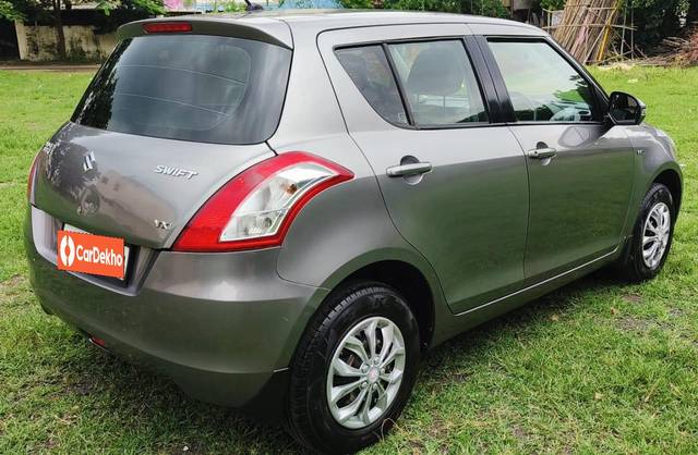https://images10.gaadi.com/usedcar_image/3548536/original/processed_used_car_2850222_1693031051.jpg?imwidth=6402
