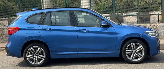 https://images10.gaadi.com/usedcar_image/3549069/original/29feb369-1cb2-4beb-95bc-002d75949b50-used_car_2850682_1692799301.jpg?imwidth=6401