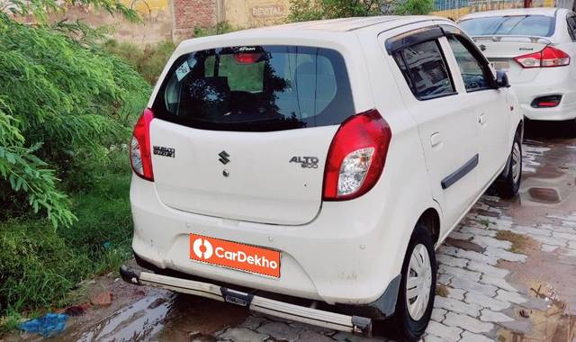 https://images10.gaadi.com/usedcar_image/3549155/original/processed_5ef1f94a-8ba5-477e-a70d-48571588d738.jpg?imwidth=6401