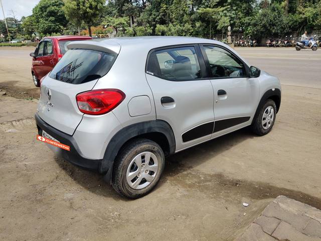 https://images10.gaadi.com/usedcar_image/3549284/original/processed_12544c96-c66c-49a6-a3f0-fe589dc6ee5e-used_car_2850811_1692854669.jpg?imwidth=6401