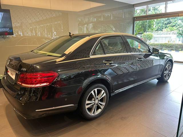 https://images10.gaadi.com/usedcar_image/3549556/original/processed_usedcar_whatsappimage2023_08_24at111711_140381692860755_1692860981.jpeg?imwidth=6402