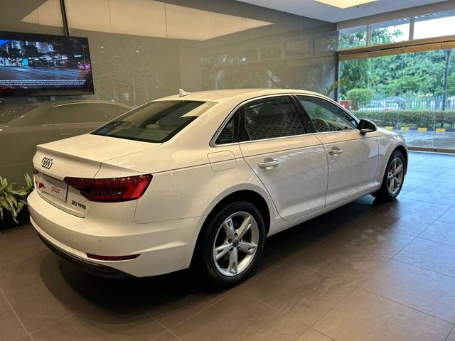 https://images10.gaadi.com/usedcar_image/3550218/original/processed_usedcar_whatsappimage2023_08_23at124608_1__140381692870147_1692870360.jpeg?imwidth=6401