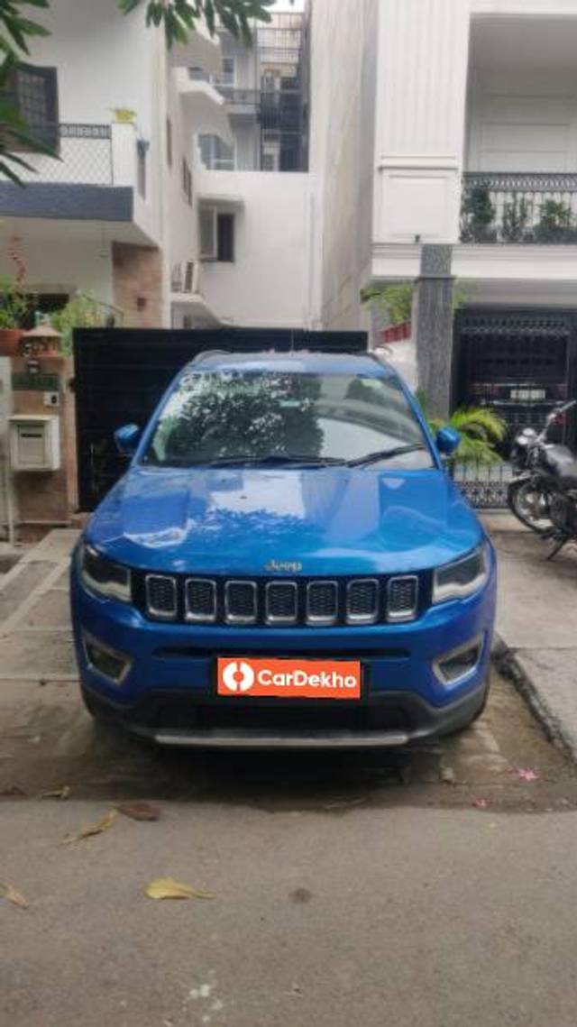 https://images10.gaadi.com/usedcar_image/3550665/original/processed_7d7cd3c3-9b92-483b-8c08-a631ee44a616.jpeg?imwidth=6401