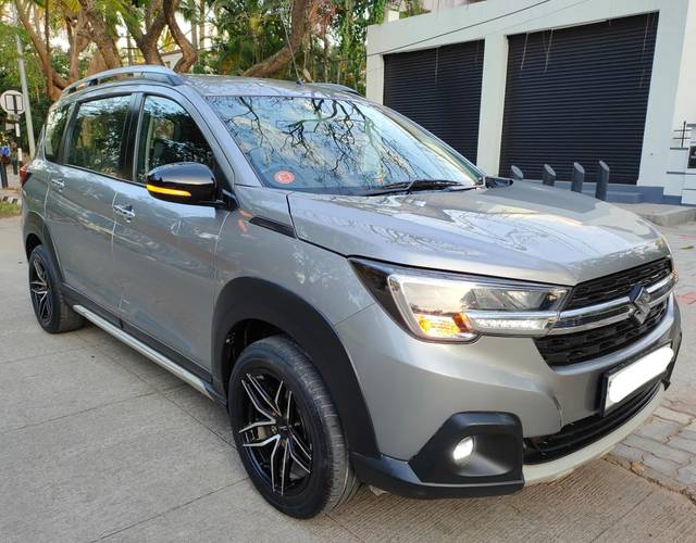 https://images10.gaadi.com/usedcar_image/3550783/original/used_car_2852170_1692886432.jpg?imwidth=6400