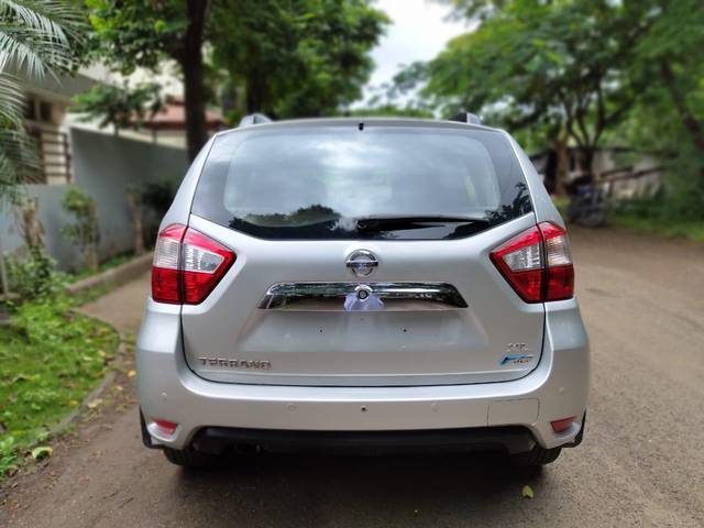 https://images10.gaadi.com/usedcar_image/3551200/original/processed_used_car_2852421_1692948362.jpg?imwidth=6402