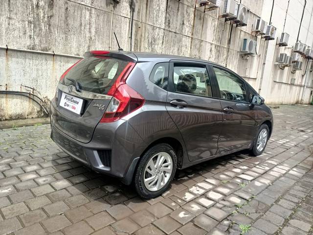 https://images10.gaadi.com/usedcar_image/3551237/original/processed_used_car_2852456_1692948969.jpg?imwidth=6401