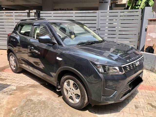 https://images10.gaadi.com/usedcar_image/3551365/original/processed_used_car_2852554_1692955215.jpg?imwidth=6400