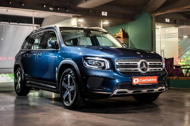 https://images10.gaadi.com/usedcar_image/3552037/original/processed_used_car_2853078_1693026485.jpg?imwidth=6400