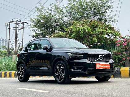 Volvo XC40 T4 R-Design Volvo XC40 T4 R-Design