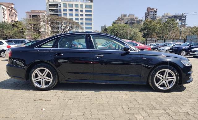 https://images10.gaadi.com/usedcar_image/3553009/original/usedcar_whatsappimage2023_02_16at13152pm_2853872_1693228722.jpeg?imwidth=6401