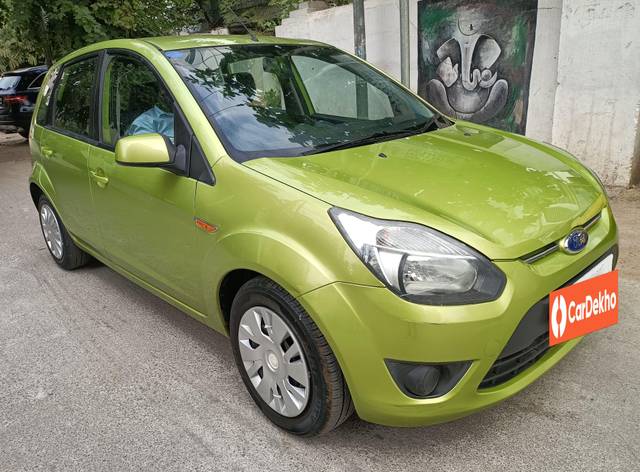 https://images10.gaadi.com/usedcar_image/3553205/original/processed_usedcar_4_2021693115641_1693115772.jpg?imwidth=6400