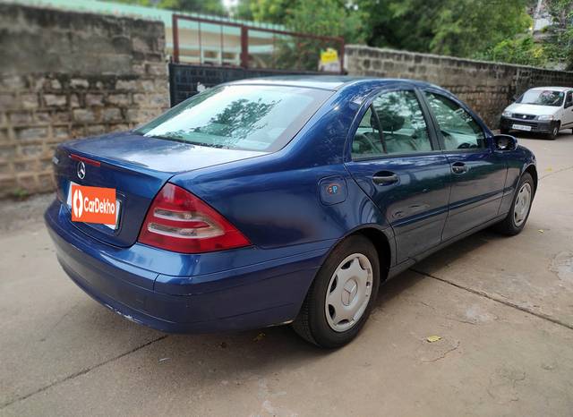 https://images10.gaadi.com/usedcar_image/3553231/original/processed_usedcar_img_20210720_183041_2021693116938_1693117083.jpg?imwidth=6401