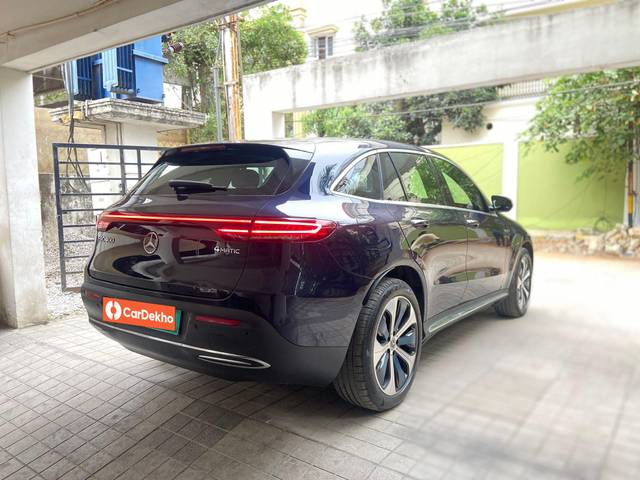 https://images10.gaadi.com/usedcar_image/3553417/original/processed_usedcar_img_7123_2021693123485_1693123513.jpg?imwidth=6401