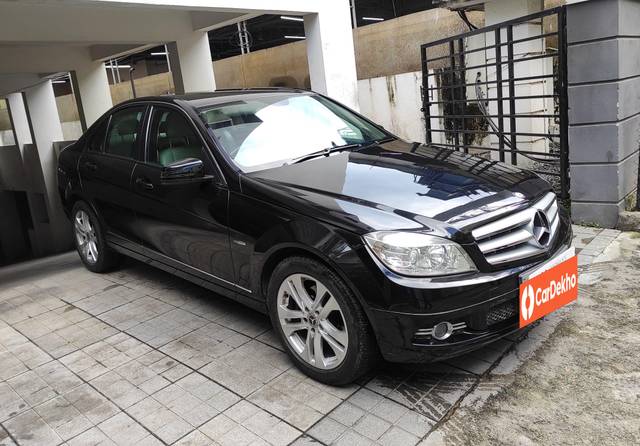 https://images10.gaadi.com/usedcar_image/3553426/original/processed_usedcar_img_20210904_151131_2021693123823_1693123910.jpg?imwidth=6400