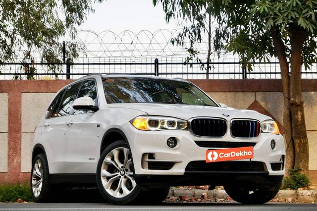 https://images10.gaadi.com/usedcar_image/3553428/original/processed_used_car_2854152_1693124289.jpg?imwidth=6400