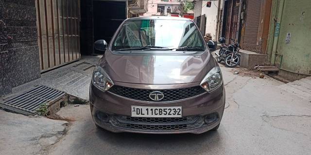 https://images10.gaadi.com/usedcar_image/3553553/original/VCC_IMG_1692520092852_1776853_94_1692520551.jpg?imwidth=6400