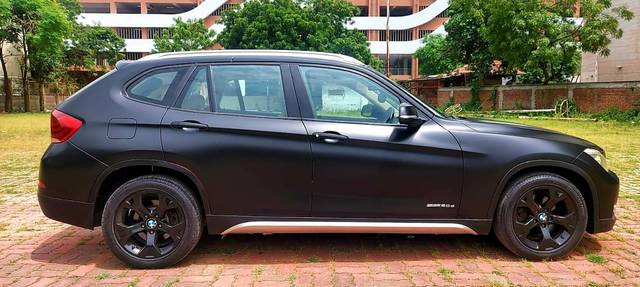 https://images10.gaadi.com/usedcar_image/3554668/original/processed_used_car_2855123_1693214207.jpg?imwidth=6401