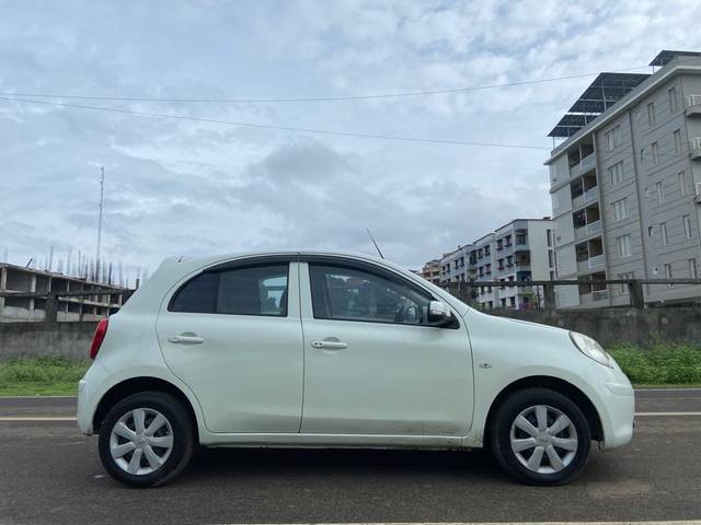 https://images10.gaadi.com/usedcar_image/3555180/original/used_car_2855604_1693221328.jpg?imwidth=6401