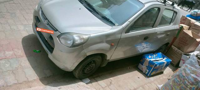 https://images10.gaadi.com/usedcar_image/3555596/original/processed_1441deb2-d673-489c-879c-b3dfdfb9c185.jpg?imwidth=6401