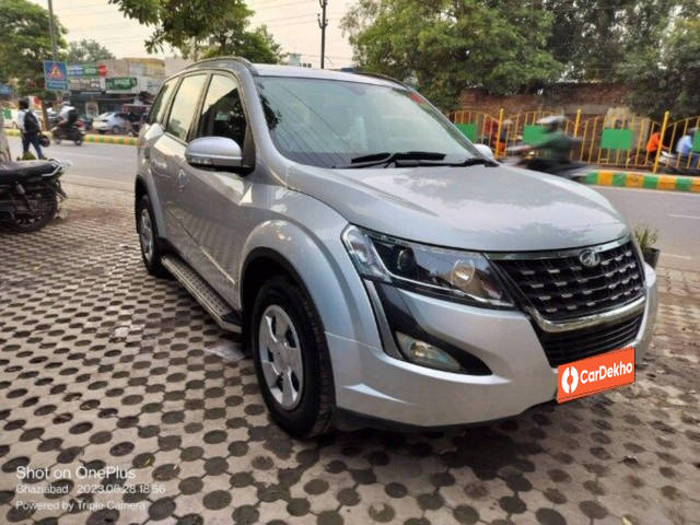 https://images10.gaadi.com/usedcar_image/3555665/original/processed_used_car_2855954_1693266179.png?imwidth=6400