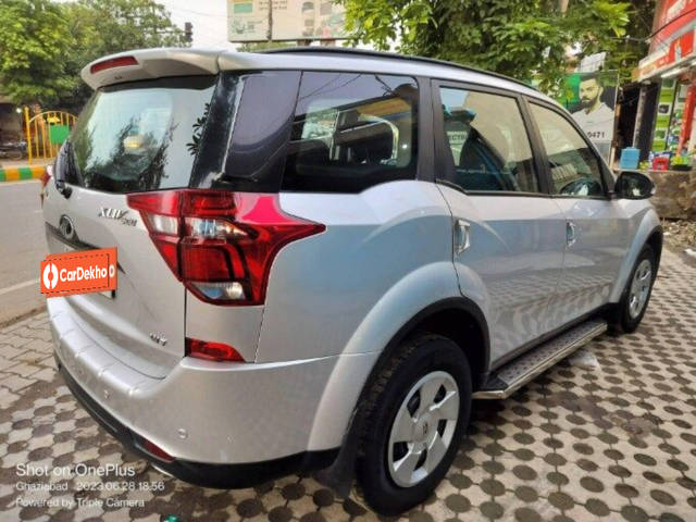https://images10.gaadi.com/usedcar_image/3555665/original/processed_used_car_2855954_1693266182.png?imwidth=6401