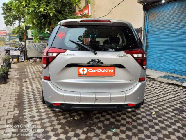 https://images10.gaadi.com/usedcar_image/3555665/original/processed_used_car_2855954_1693266183.png?imwidth=6402