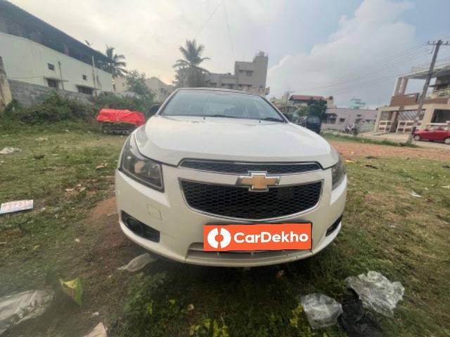https://images10.gaadi.com/usedcar_image/3555715/original/processed_2e60b1eb-6071-4626-b380-ceefa3022705.jpeg?imwidth=6400