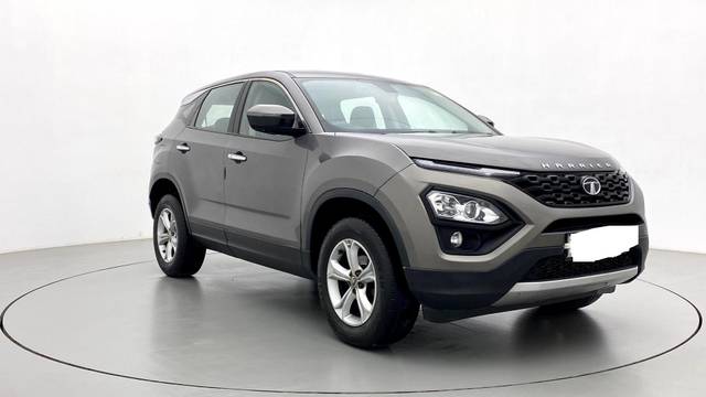 https://images10.gaadi.com/usedcar_image/3555814/original/usedcar_44_2856059_1693287155.jpg?imwidth=6400
