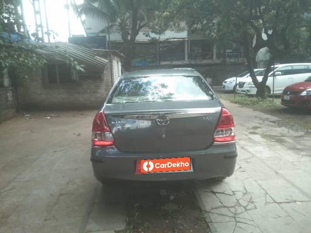 https://images10.gaadi.com/usedcar_image/3556298/original/processed_7531baab-af32-4407-9e75-72d00d98a632.jpeg?imwidth=6402