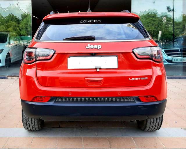 https://images10.gaadi.com/usedcar_image/3556788/original/processed_used_car_2856885_1693313683.jpg?imwidth=6402