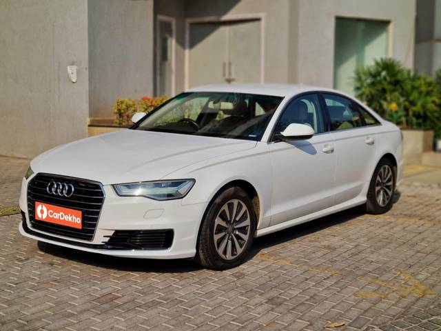 https://images10.gaadi.com/usedcar_image/3557391/original/processed_used_car_2857243_1693382916.jpg?imwidth=6401