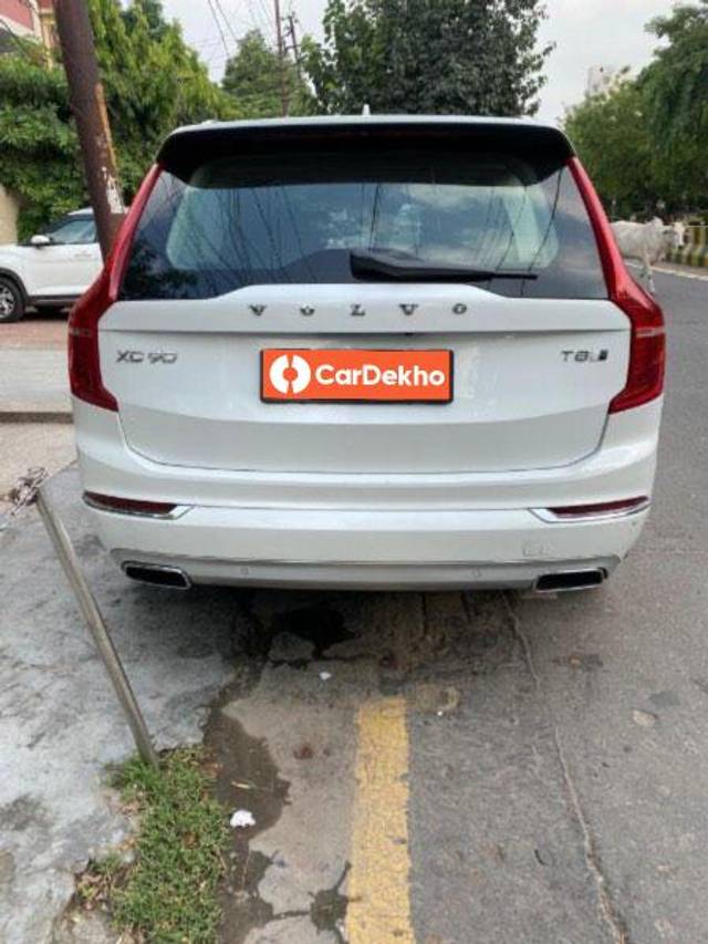 https://images10.gaadi.com/usedcar_image/3557727/original/processed_76df3aa1-48c9-4406-bd92-fba52646d7d6.jpeg?imwidth=6402
