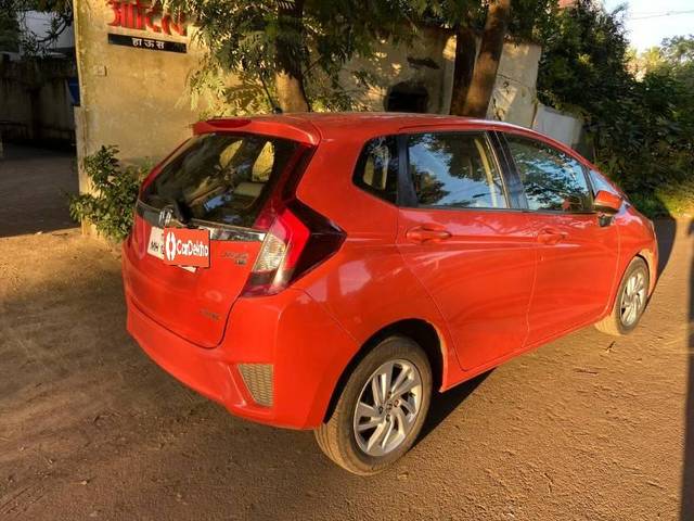 https://images10.gaadi.com/usedcar_image/3557825/original/processed_95bec9fd-c58a-4828-92d5-a52304df881e.jpg?imwidth=6402