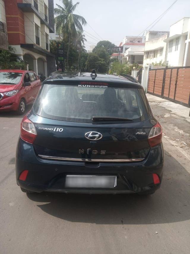 https://images10.gaadi.com/usedcar_image/3559105/original/processed_img2858348__used_car_2858348_1704440505.jpg?imwidth=6402