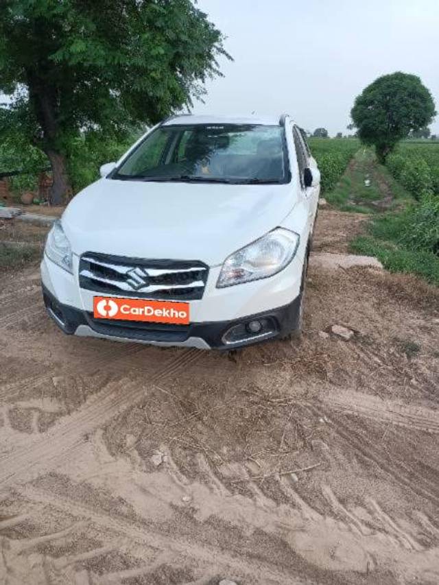 https://images10.gaadi.com/usedcar_image/3560084/original/processed_d0c584d8-4a4b-449b-8f9f-022bcdefc271.jpg?imwidth=6400