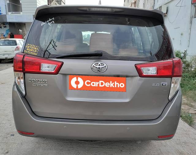 https://images10.gaadi.com/usedcar_image/3560182/original/processed_used_car_2859240_1693569219.jpg?imwidth=6402