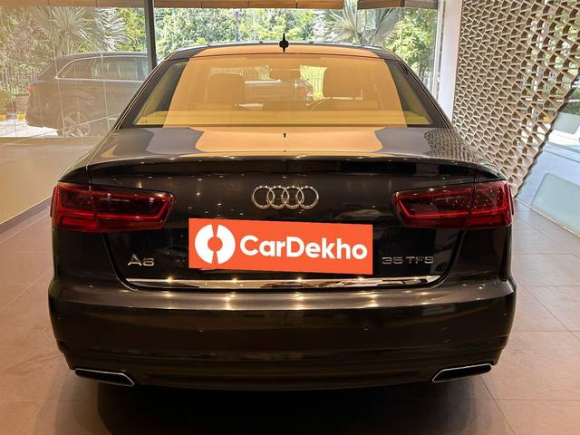 https://images10.gaadi.com/usedcar_image/3560209/original/processed_usedcar_whatsappimage2023_09_01at111542_1__140381693568250_1693568409.jpeg?imwidth=6402