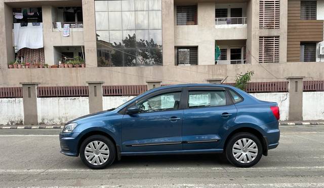 https://images10.gaadi.com/usedcar_image/3560217/original/processed_used_car_2859271_1693569763.jpg?imwidth=6402