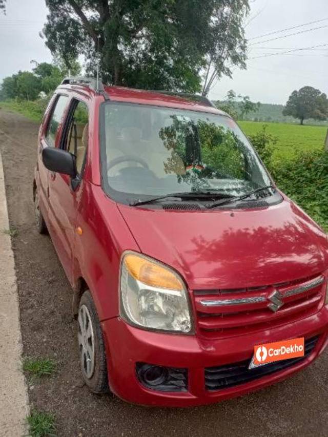 https://images10.gaadi.com/usedcar_image/3560490/original/processed_adecb6f1-0022-4cec-9f06-98fae3424032.jpg?imwidth=6402