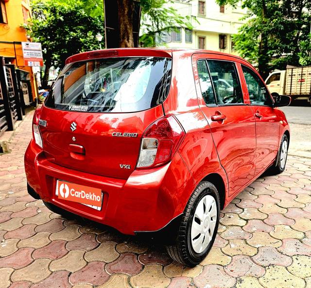 https://images10.gaadi.com/usedcar_image/3560500/original/processed_used_car_2859462_1693585432.jpg?imwidth=6401